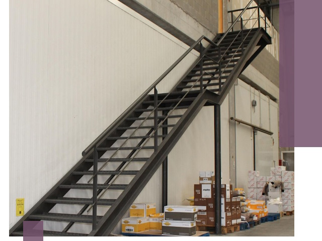 Лестницы для производства в Новокубанске — изготовление и монтаж