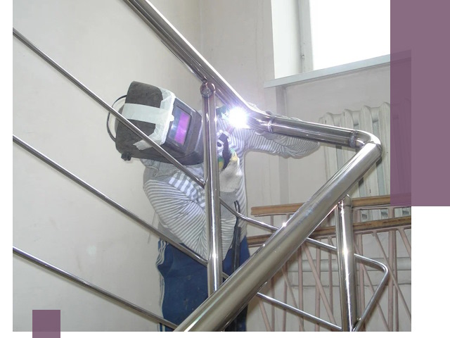 Монтаж перил и ограждений качественно в Новокубанске