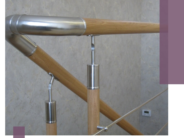 Комбинированные перила на заказ в Новокубанске — монтаж и производство