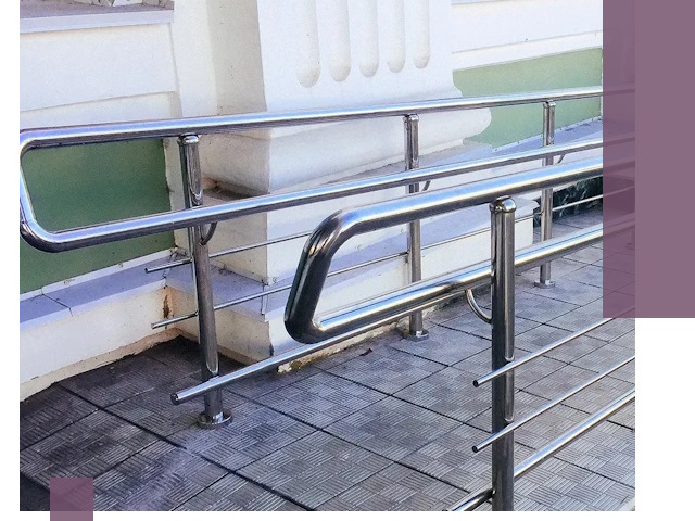 Ограждения пандусов из металла и нержавейки в Новокубанске