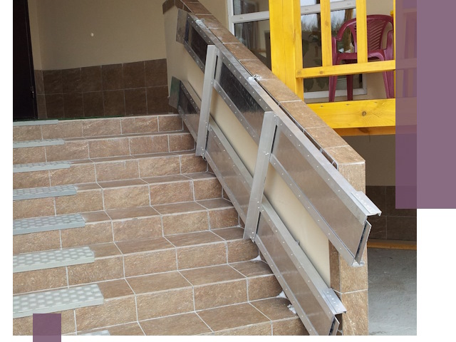 Откидные пандусы под ключ в Новокубанске — монтаж и демонтаж