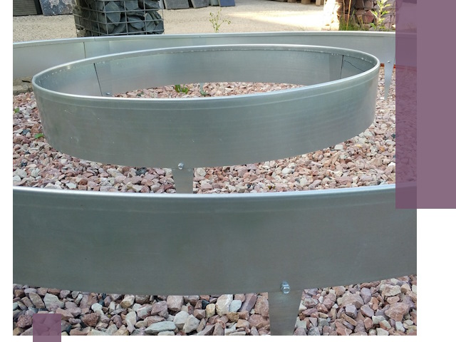 Нержавеющие бордюры под ключ в Новокубанске — изготовление и монтаж